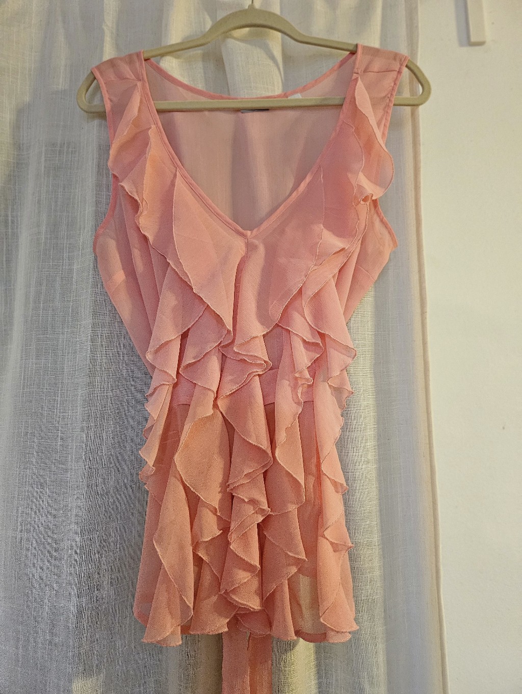 L- New York & Company- Pink Sleeveless Blouse